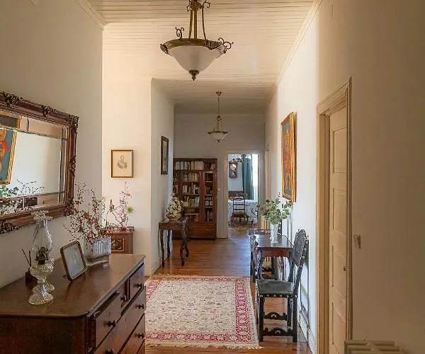 Casa Do Hospital-guest House منزل للإقامة Abacas